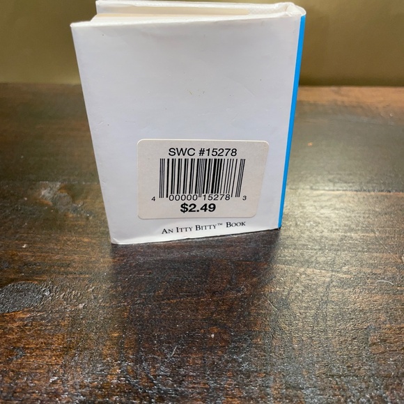 Precious Moments Bible Promises‎ Itty Bitty Bible Book 1992 - Picture 6 of 8